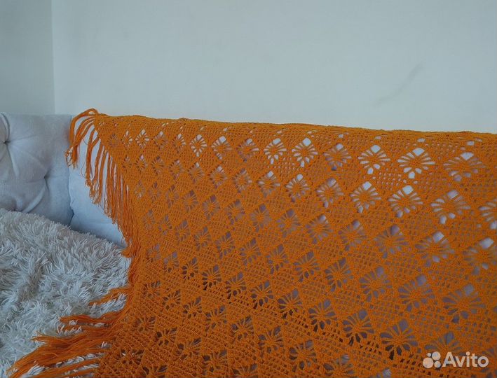 Шаль ажурная, новая. Апельсинка