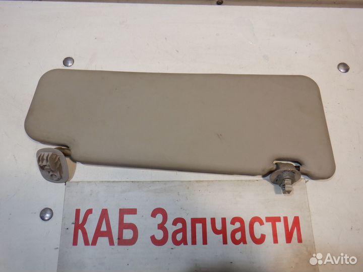 Козырек Renault Logan 2011 г