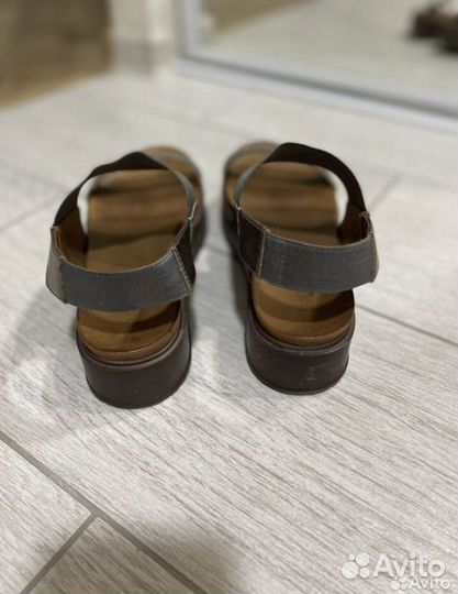 Сандалии