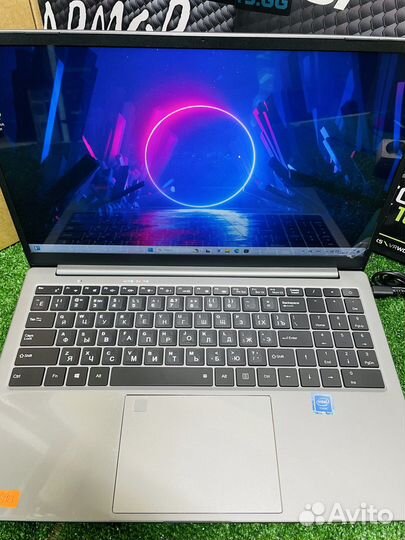 Ноутбук офисный i7-1185G7/16gb/ssd512/intel uhd ко