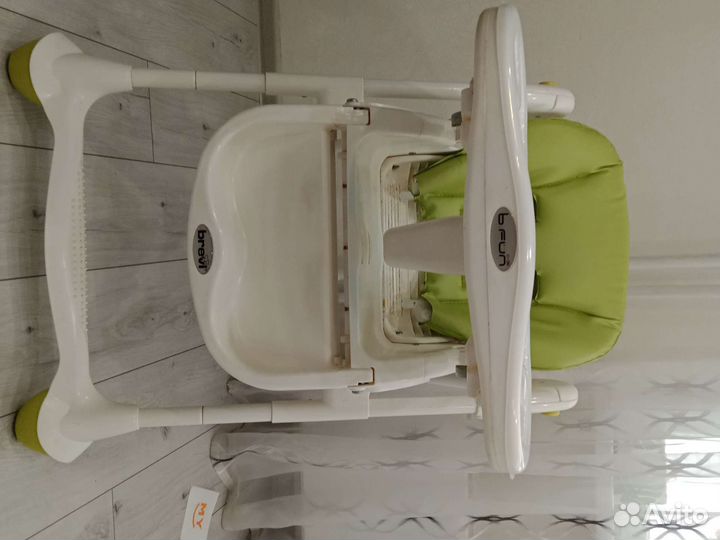 Детский стульчик для кормления b.fun