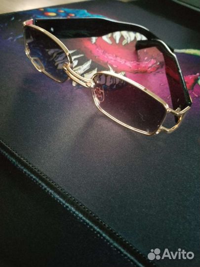 Солнцезащитные очки