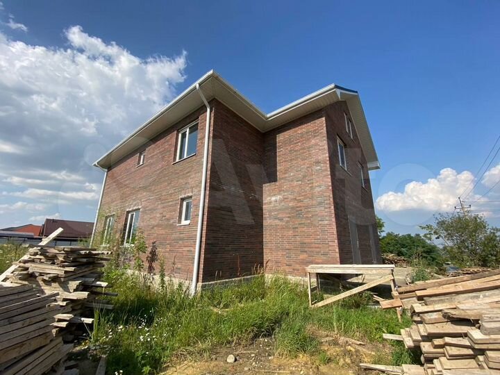 Коттедж 150 м² на участке 4,5 сот.