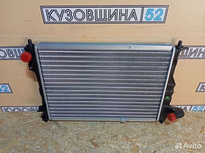 Радиатор охлаждения Daewoo Matiz (01-11г) Spark MT