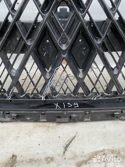 Lexus LX 570 Решетка радиатора Superior