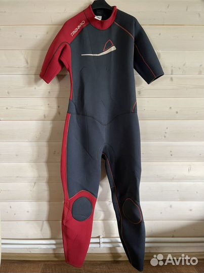 Гидрокостюм