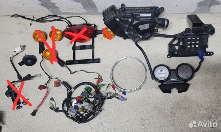 Запчасти на Bajaj boxer 125