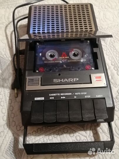 Кассетный магнитофон sharp