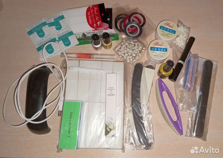 Маникюрный набор, более 68 предметов и ресницы