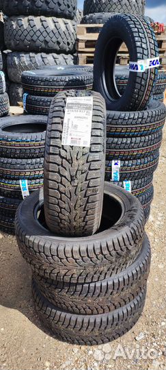 Kumho WinterCraft Ice Wi32 215/55 R17 98T