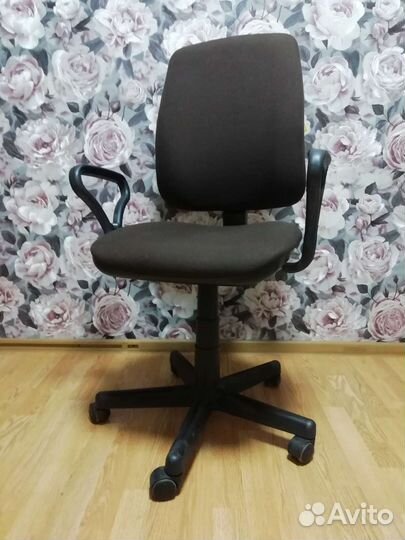 Компьютерное кресло бу