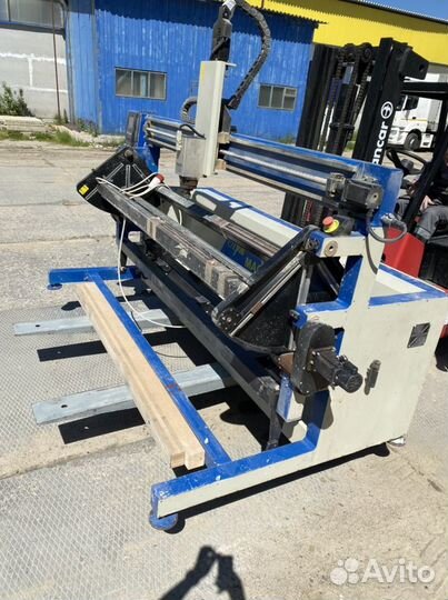 Станок для радиусных фасадов с токарным модулем