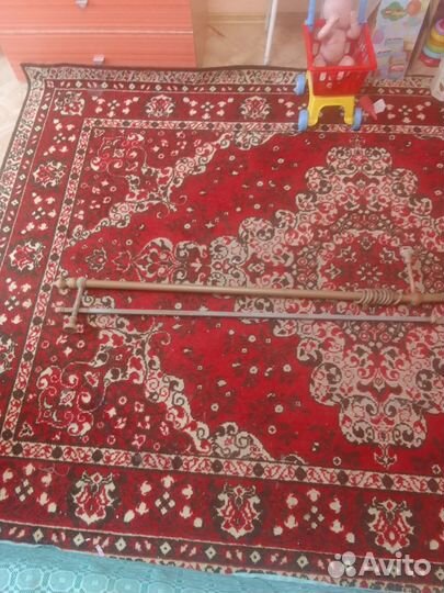 Карниз настенный бу