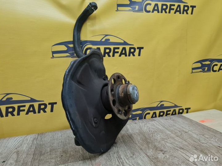 Кулак передний левый Mercedes-Benz E W211