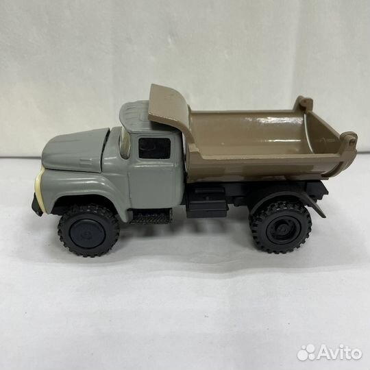 Модель моделька машина 1:43 ЗИЛ мм3 555 грузовик