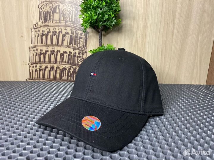 Кепка чёрная Tommy Hilfiger