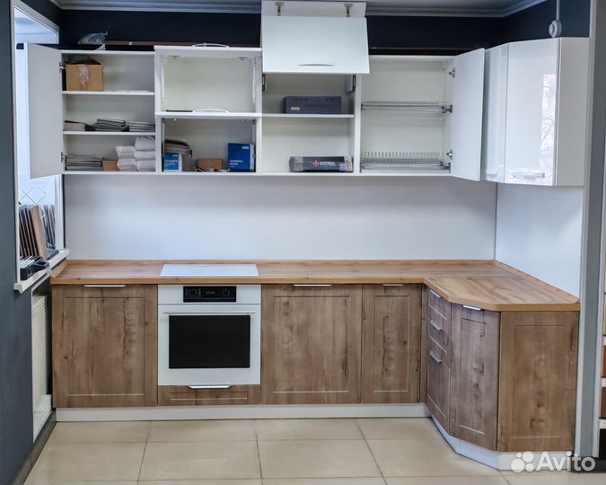 Продам кухню