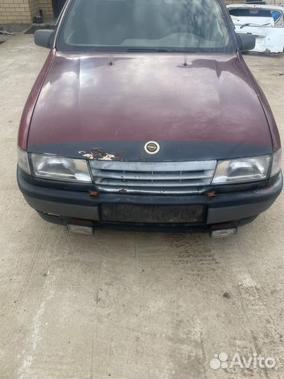 Opel vectra А 1.8 на запчасти
