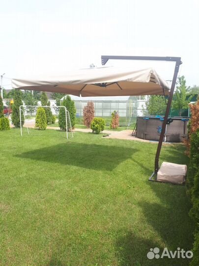 Зонт на боковой опоре 4х148