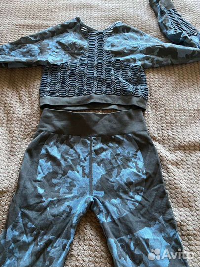 Спортивный костюм женский