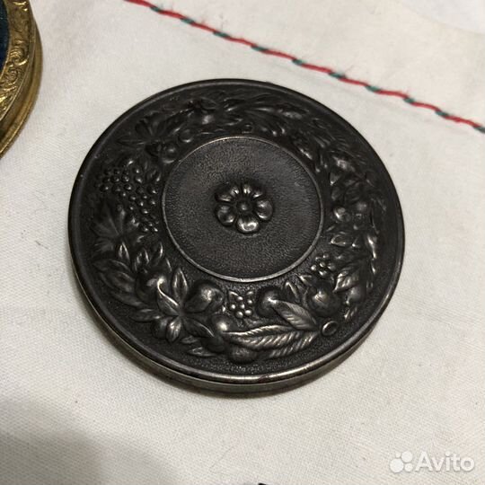 Пудреница СССР