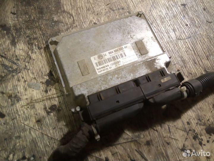 Блок управления двигателем Golf 4 Bora Skoda