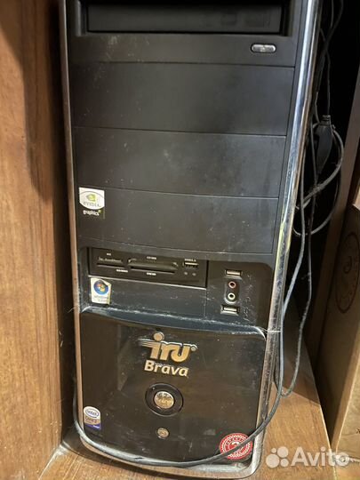 Монитор Samsung