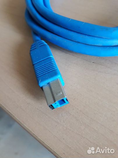 Соединительный кабель S-video и USB 3.0