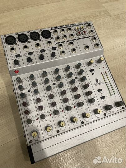 Микшерный пульт