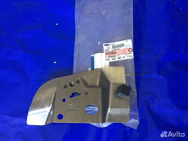 Кронштейн Форд / Ford 2N11N613D28AE / 1207730