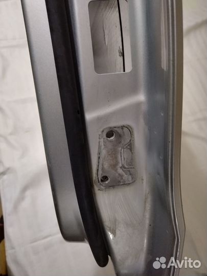 Дверь задняя левая Фольксваген Пассат Б6 седан