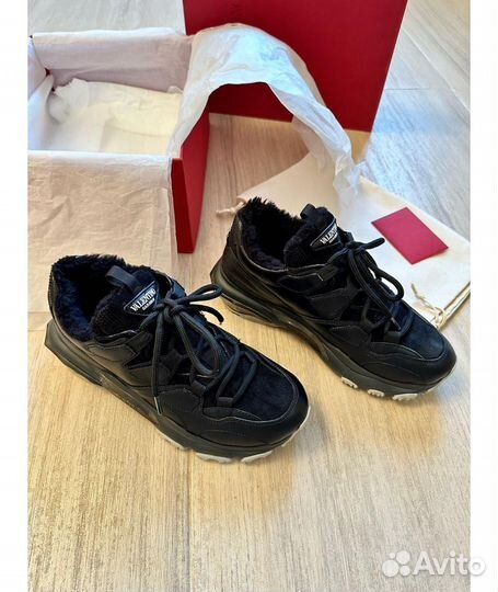 Кроссовки зимние женские Valentino (оригинал)
