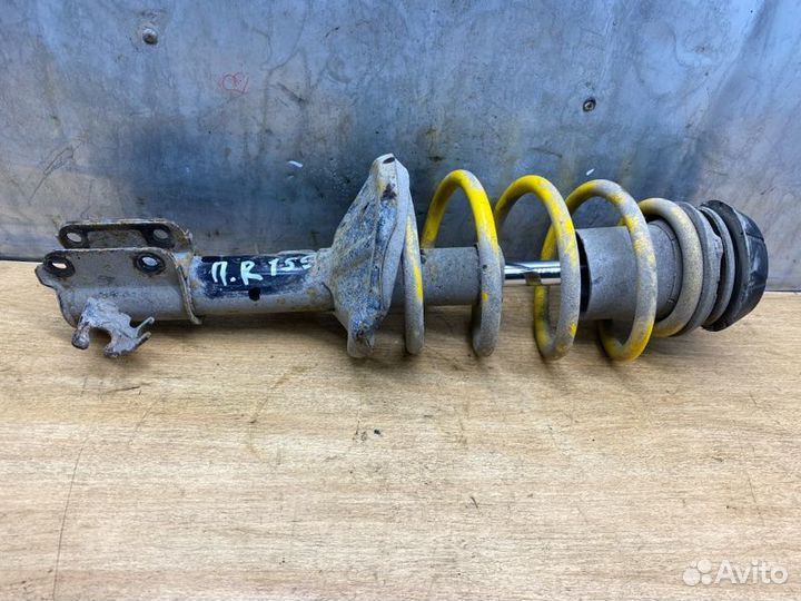 Стойка подвески передняя правая Chevrolet Lacetti