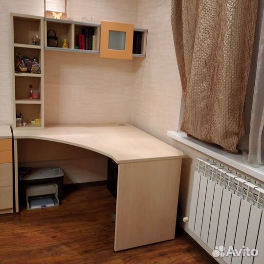 Стол
