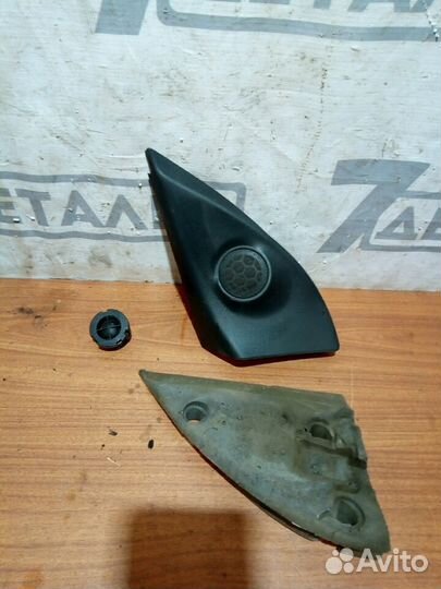 Треугольник крышка, накладка Opel Astra H