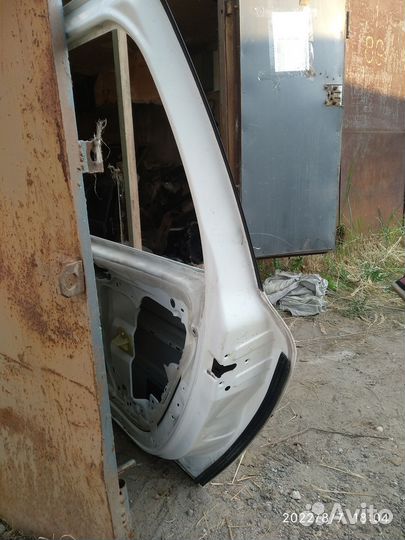 Пежо 307 SW дверь правая задняя