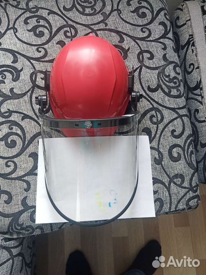 Каска защитная