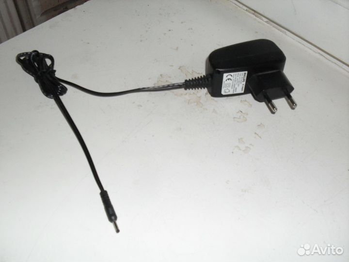 Зарядное устройство для телефона philips