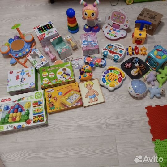 Развивающие игрушки интерактивные Fisher price