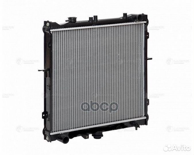 Радиатор охлаждения Kia Sportage I (93) MT