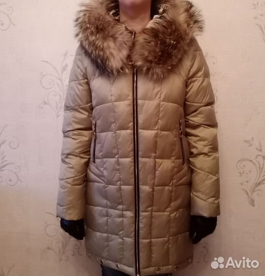 Пуховик женский зимний, M размер