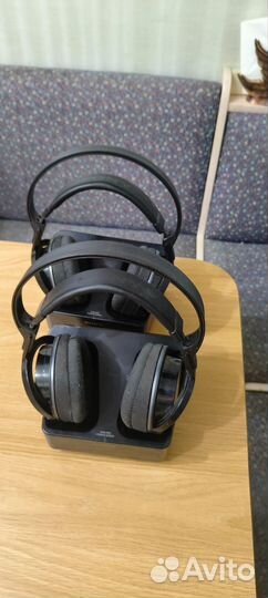 Беспроводные наушники Sony tmr-rf855r пара