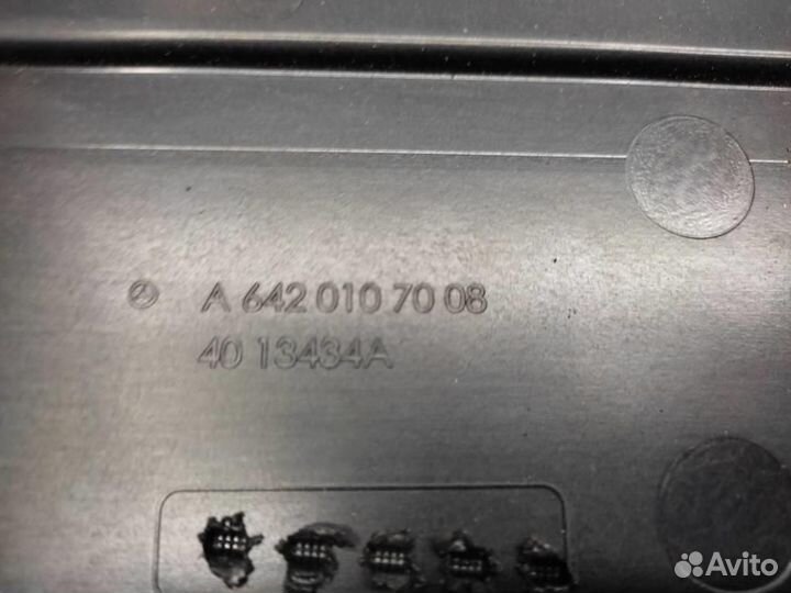 Крышка двигателя декоративная w166 GLS-class 64