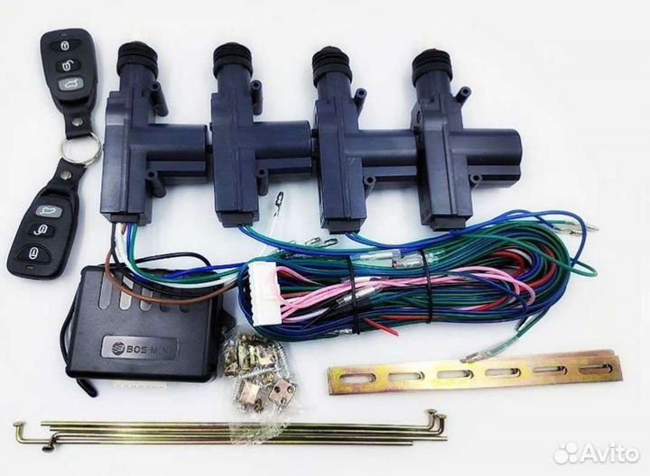 Центральный замок для автомобиля с брелоком