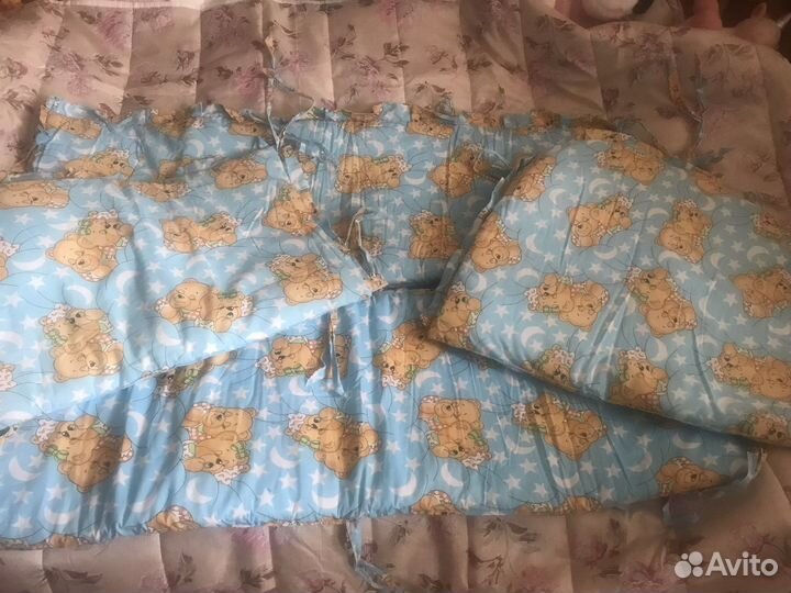 Бортики в кроватку