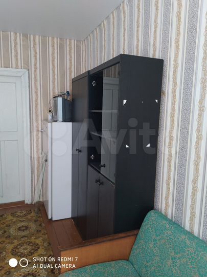 Комната 11 м² в 3-к., 2/2 эт.