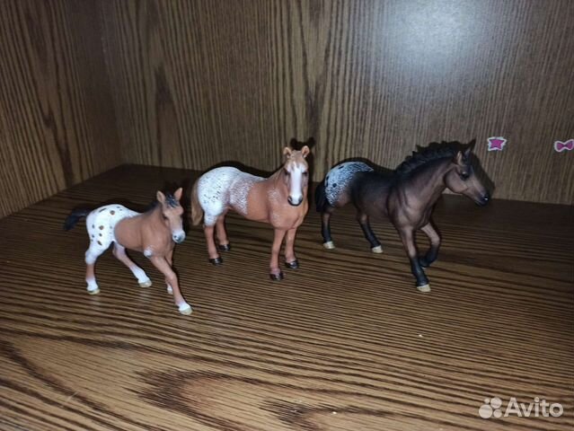 Фигурки лошадей schleich