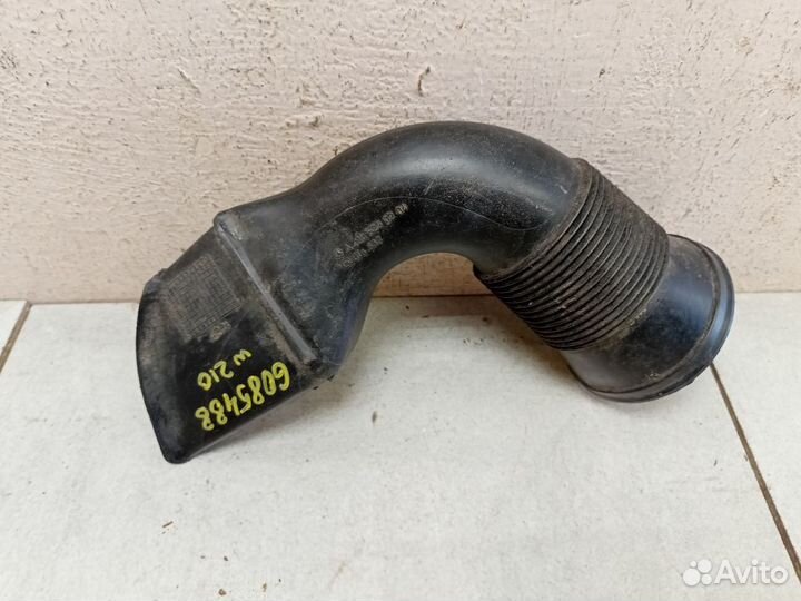 Патрубок воздушного фильтра