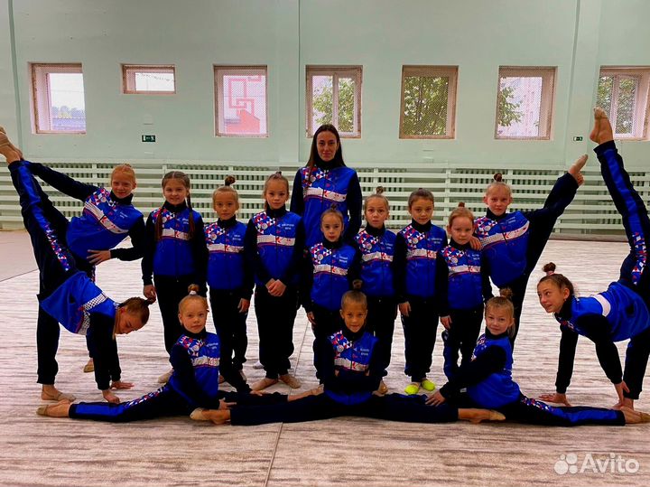 Форма для художественной гимнастики для команды