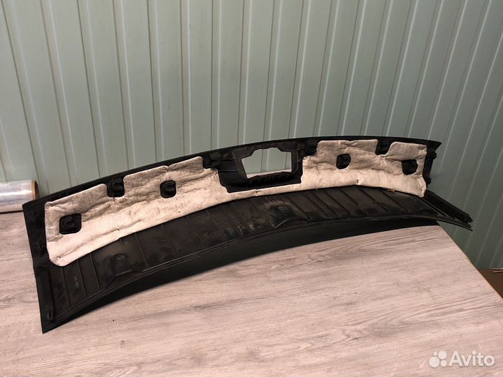 Облицовка задней панели(бажник) kia sportage 3